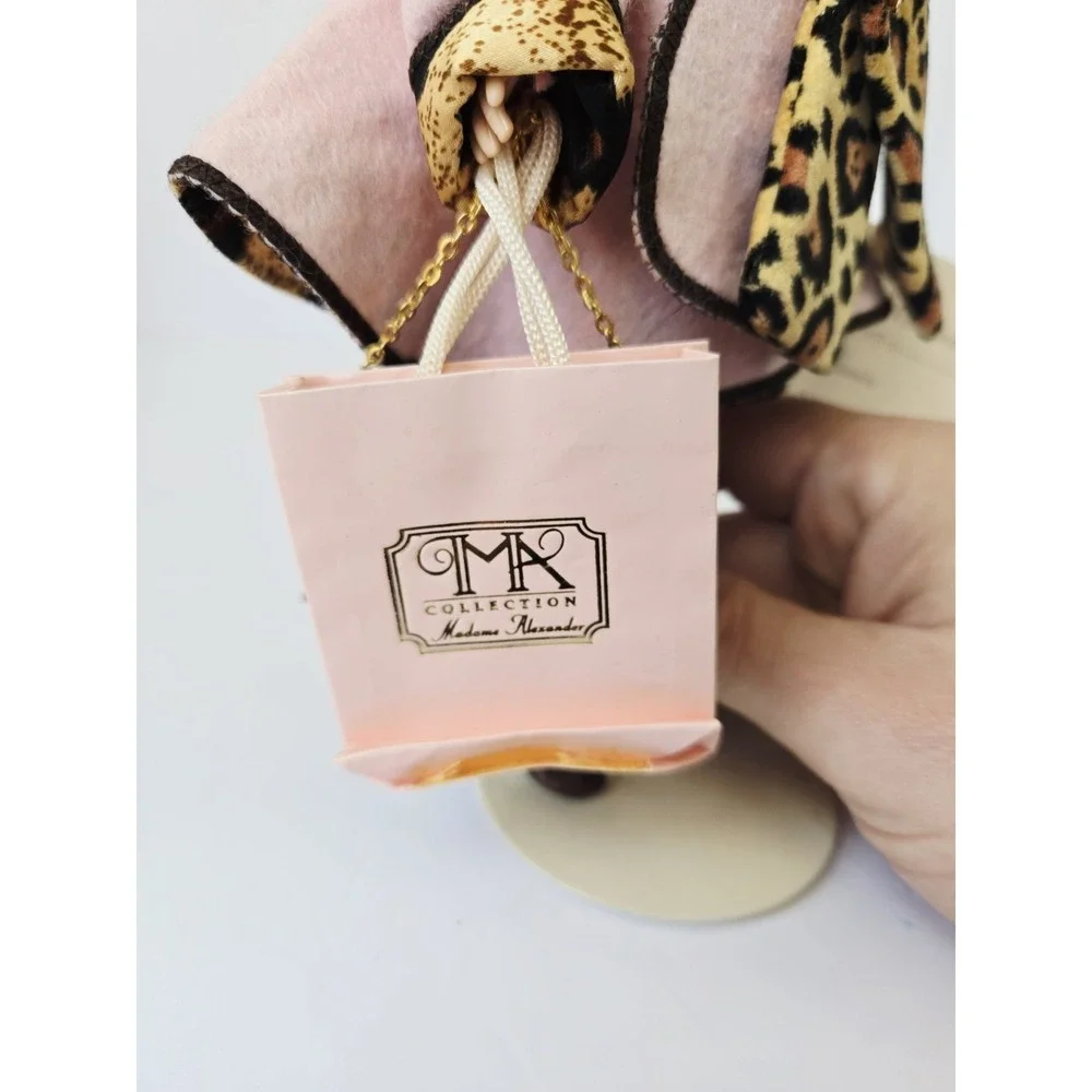 Madame‎ Alexander Fashion Collection Platinum w/ tag leopard outfit